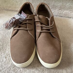 Men's Tan Sneakers with Cream Soles US 8.5